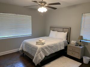 Building Photo - 2417 Comanche Rd