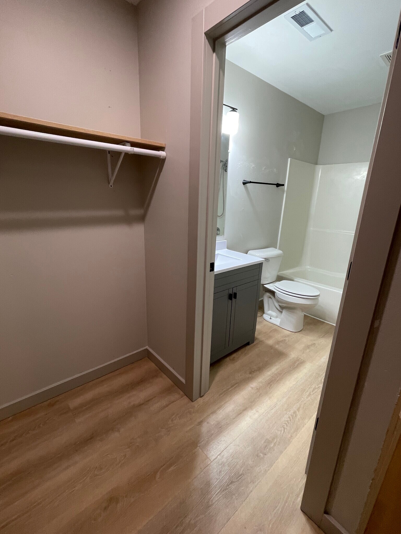 Building Photo - 2931 King James Way