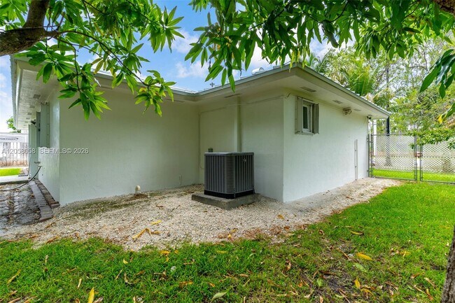 Building Photo - 13155 SW 268th St