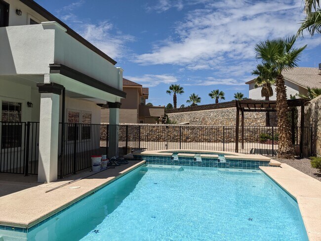 Building Photo - 12509 Sun Haven Dr