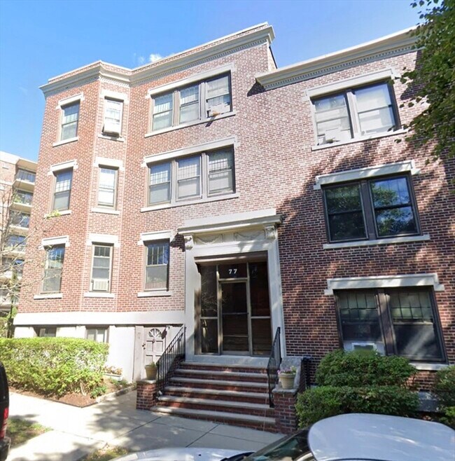 Building Photo - 77 Parkman St