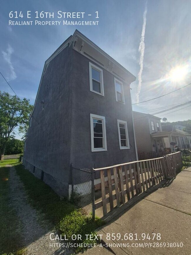 Building Photo - 614 E 16th St