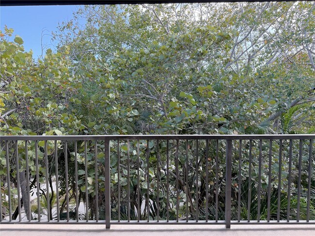 Building Photo - 55 Ocean Ln Dr