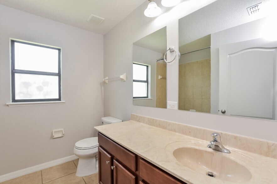 Building Photo - 2774 Corbel Loop