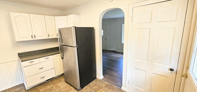 Building Photo - 1519 Baker Dr