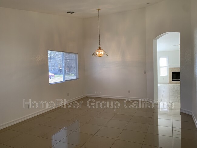 Building Photo - 230 Mike Gartrell Cir