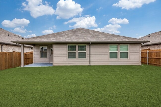 Building Photo - 16408 Severn Ln