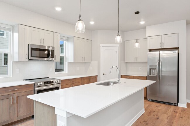 Primary Photo - NEW CONSTRUCTION - 4 Bed | 3.5 Bathroom | ...
