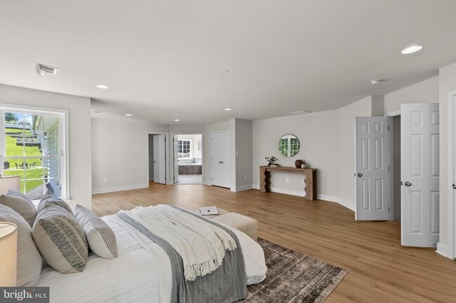 Building Photo - 9724 Centennial Meadows Ln
