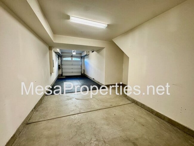 Building Photo - 340 N Fenimore Ave