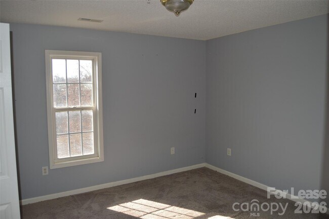 Building Photo - 110 Steam Engine Dr