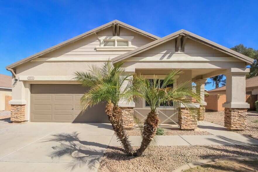 Primary Photo - 3974 E Latham Way