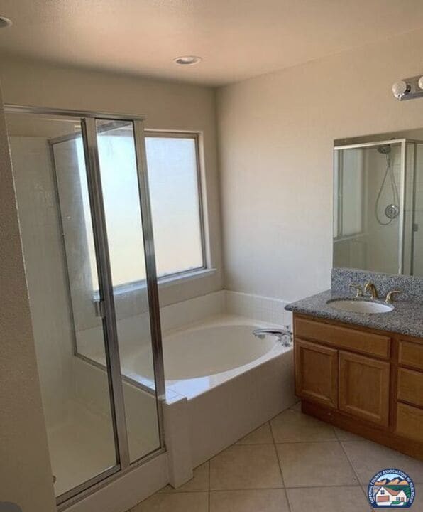 Building Photo - 218 Mazatlan Dr