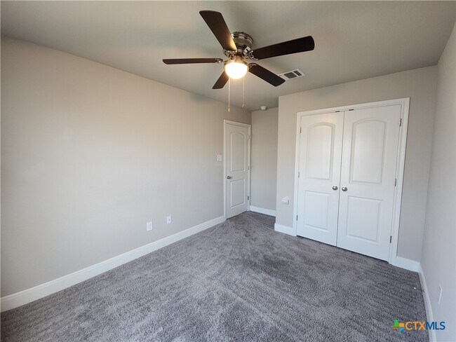 Building Photo - 2021 Rueben Rd
