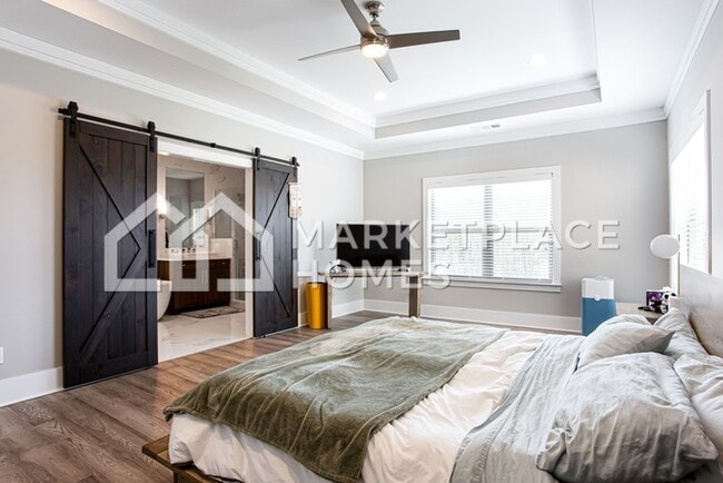 Building Photo - 3594 Parkhaven Pl