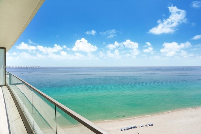 Building Photo - 18975 Collins Ave