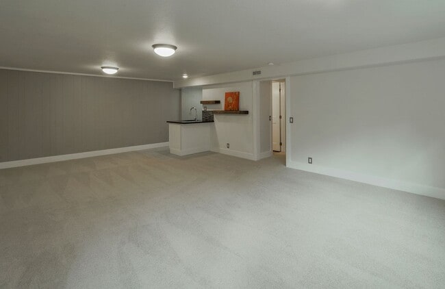 Building Photo - 535 Mt Jupiter Dr SW