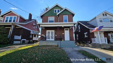 Building Photo - 407 Jackson Ave