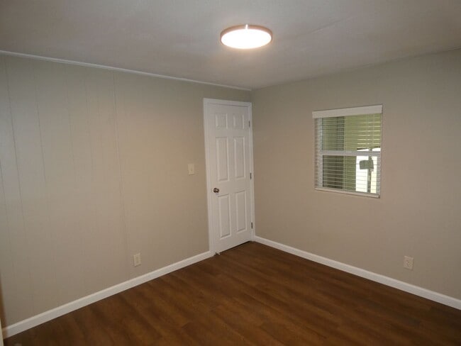 Building Photo - 6110 N Orange Tree Ln