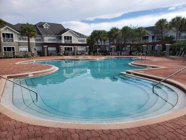 Building Photo - 11811 Estates Club Dr