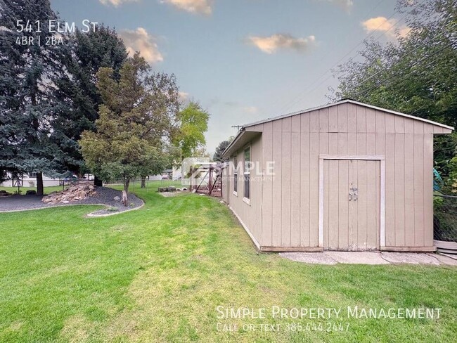 Building Photo - 541 E Elm St