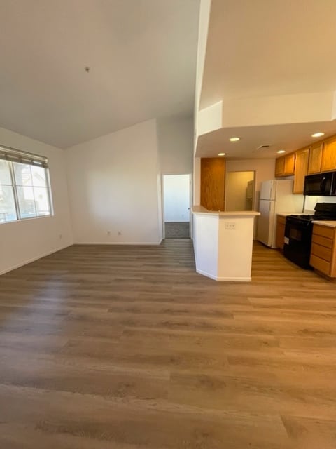 Building Photo - 1894 Lorient Pl