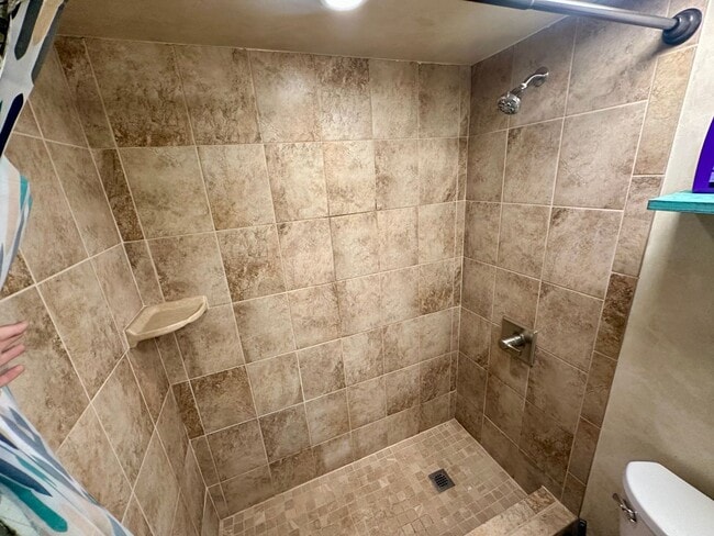 Building Photo - Ocean Front Complex w/ Pool & Amenities, F...