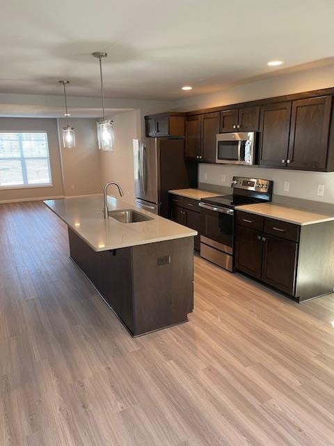 Building Photo - 621 Hillcrest Dr