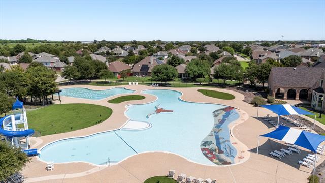 Building Photo - 176 Summit Ct