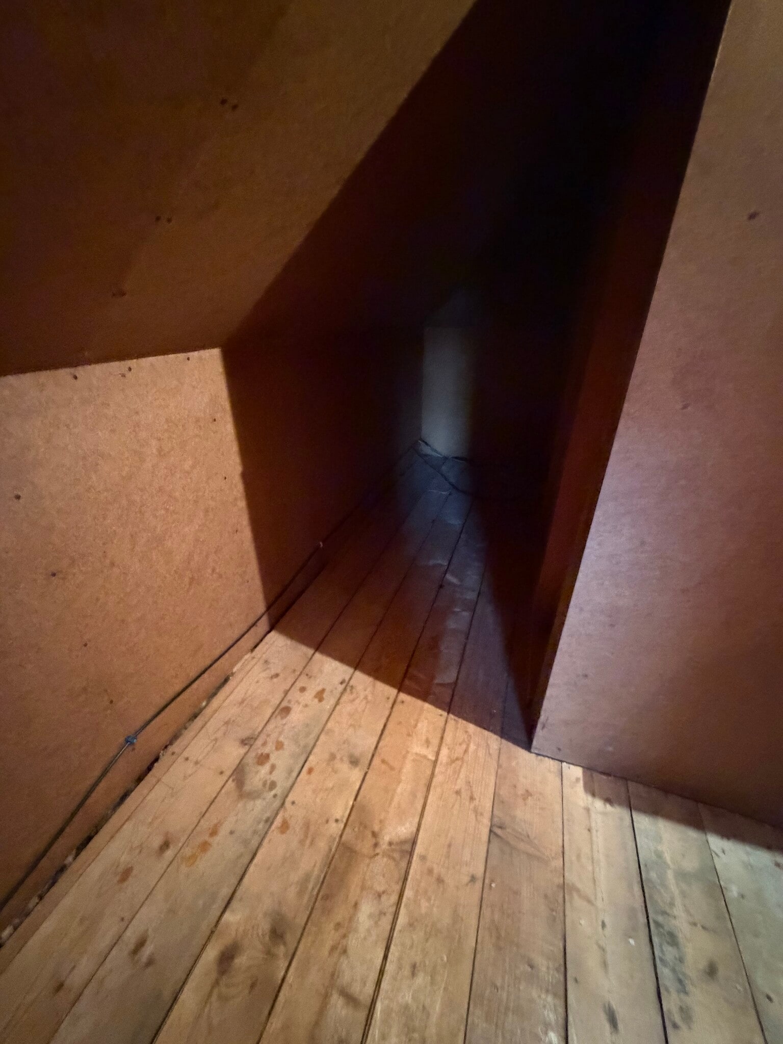 Building Photo - 964 Wellington Rd