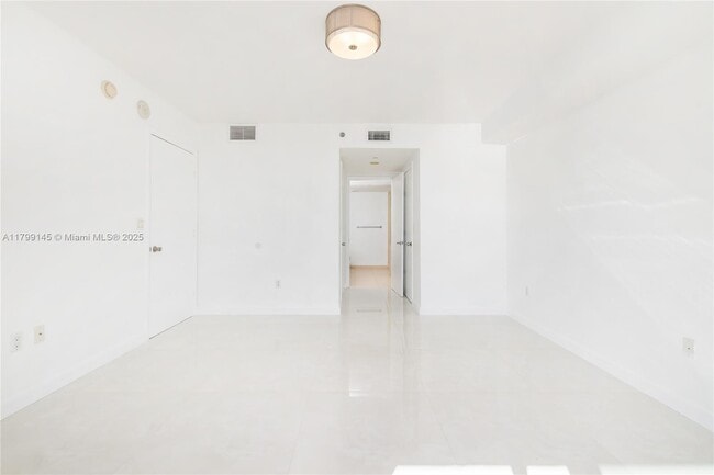 Building Photo - 50 Biscayne Blvd
