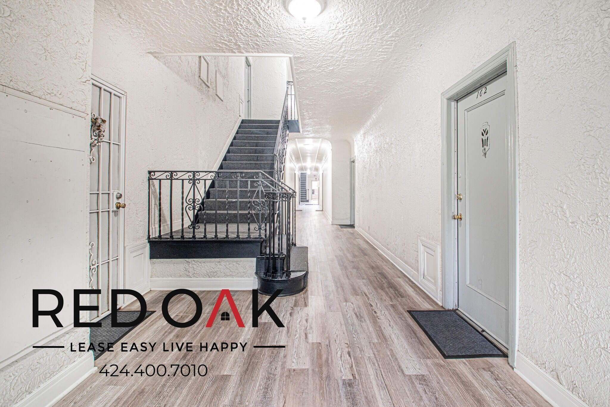 Building Photo - 121 N Kenmore Ave