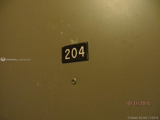 Building Photo - 7900 Camino Cir