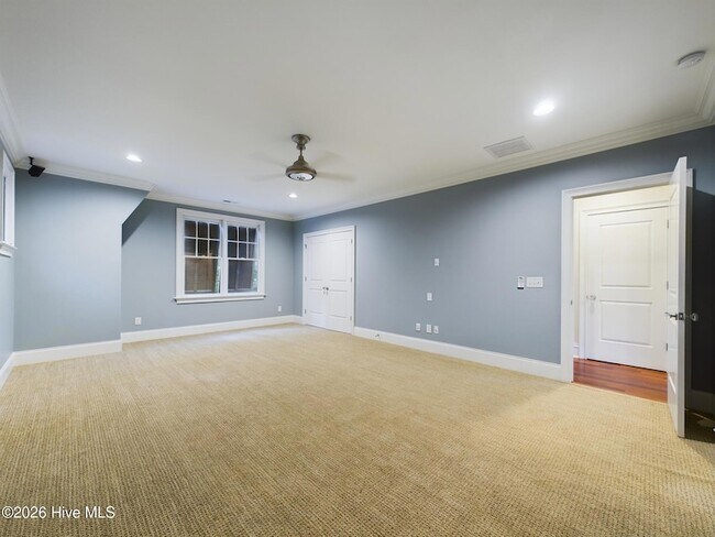 Building Photo - 3724 Rolston Dr