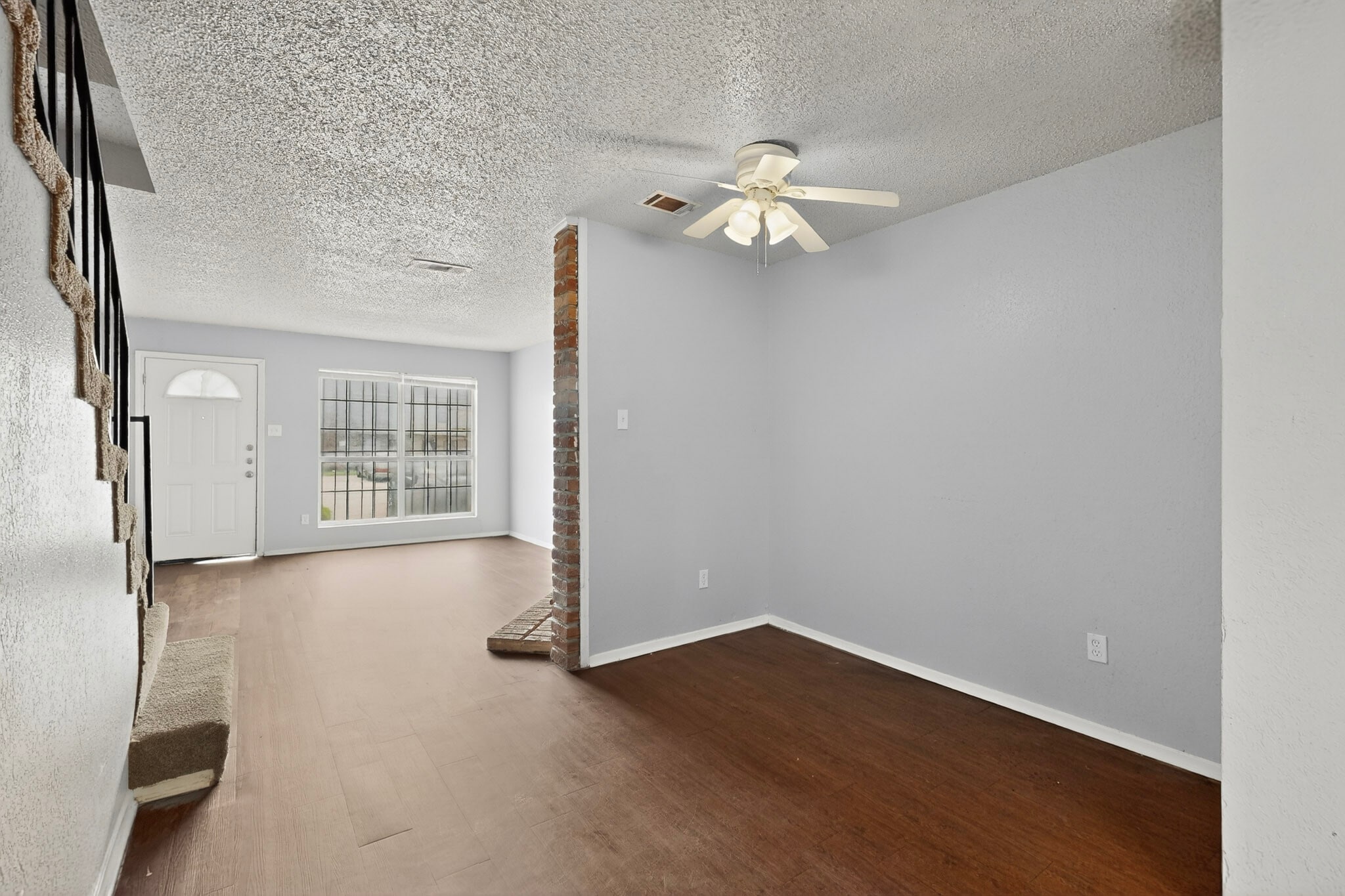 Building Photo - 9467 Olde Towne Row