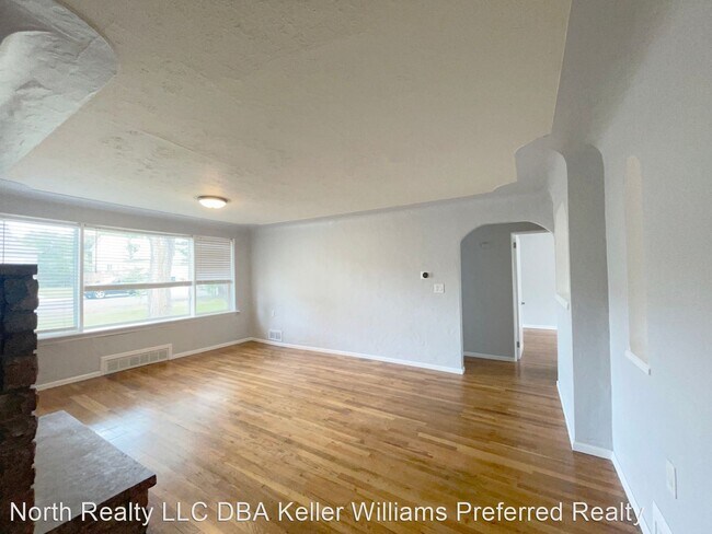 Building Photo - 2 br, 1 bath House - 3160 Kendall Street, ...