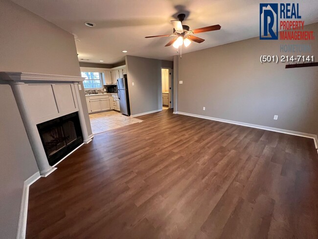 Building Photo - 36 Parkview Dr