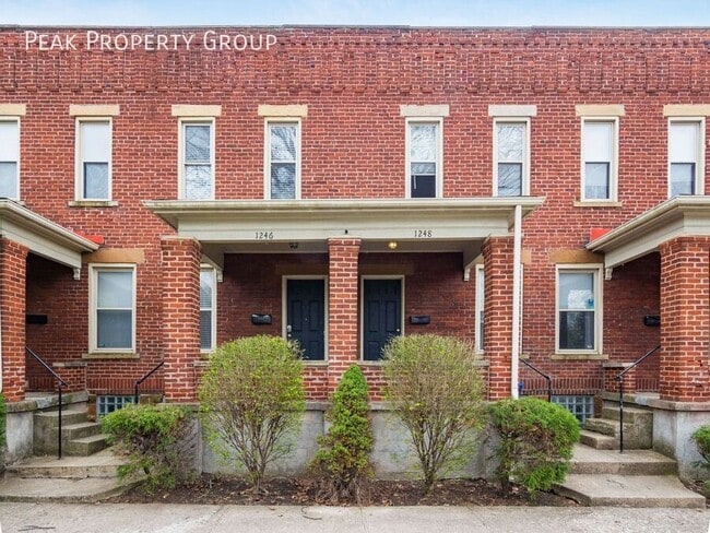Primary Photo - 1238 S Washington Ave