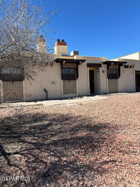 Building Photo - 1601 Common Dr