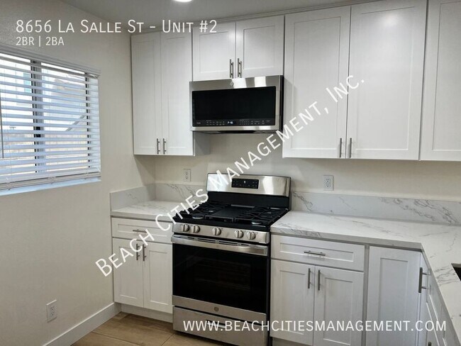 Building Photo - 8656 La Salle St