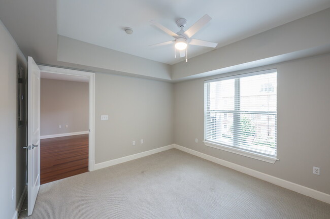 Building Photo - 200 River Vista Drive