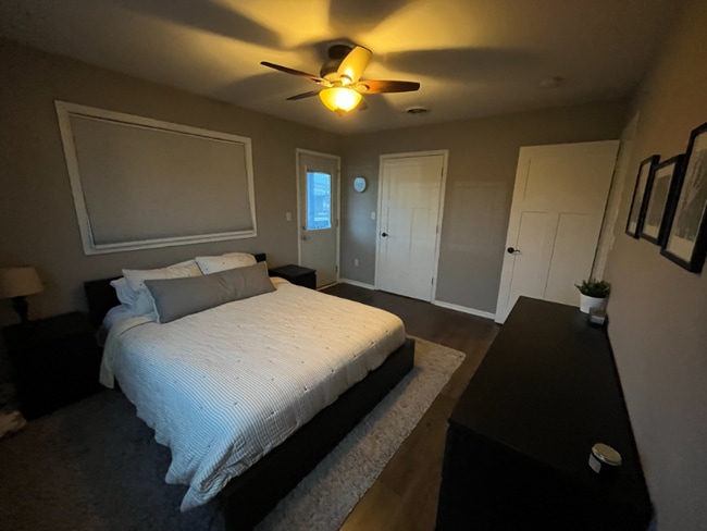 Building Photo - 316 E Stewart St