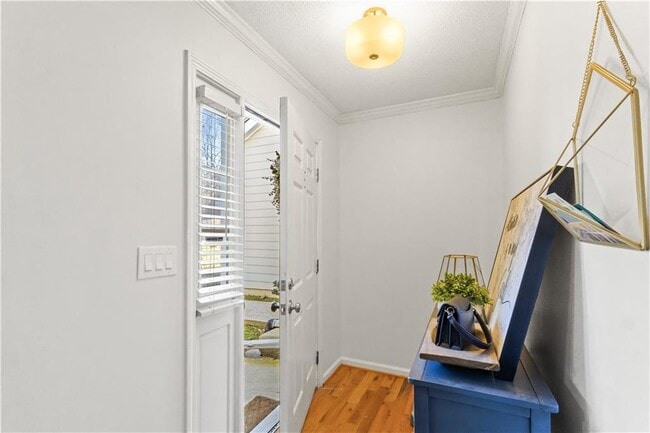 Building Photo - 1204 Defoor Ct NW