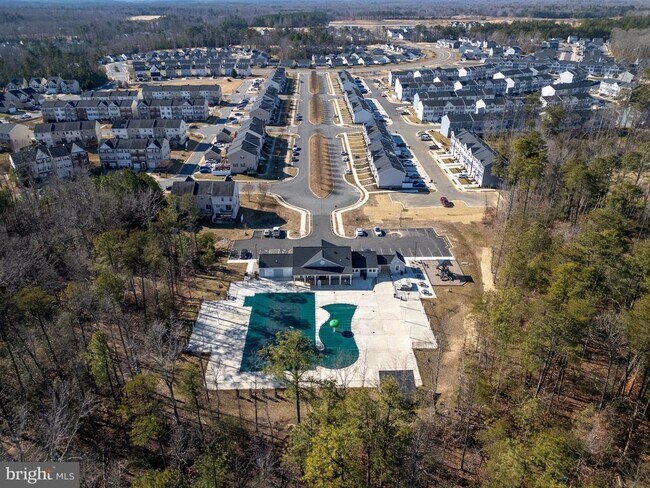 Building Photo - 7263 Congressional Cir