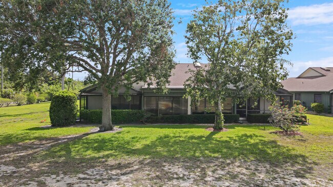 Building Photo - 6755 SE Bunker Hill Dr