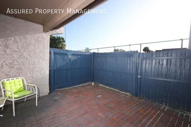 Building Photo - 4029 Henley Rd