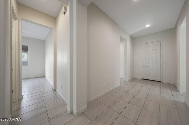 Building Photo - 32360 N 133rd Dr