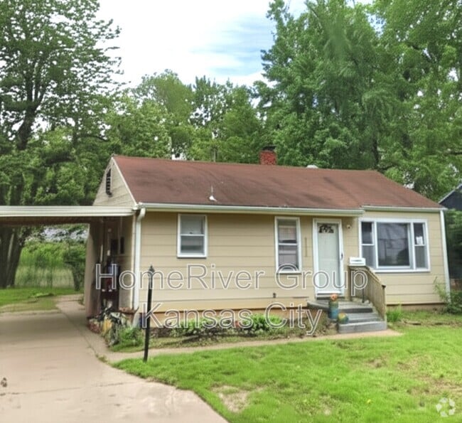 Building Photo - 3113 S Claremont Ave