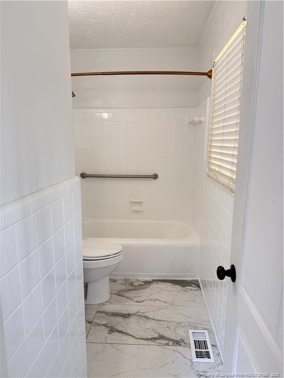 Building Photo - 3119 Baker St