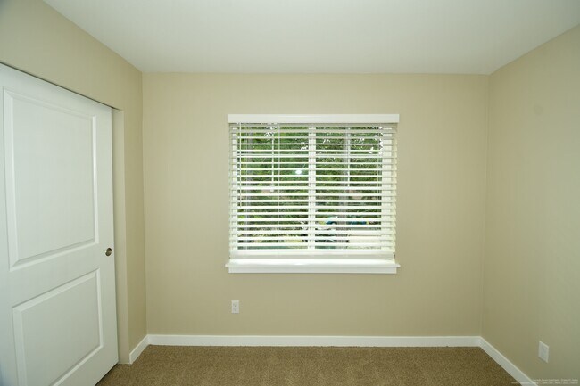 Bedroom - 958 152nd St E